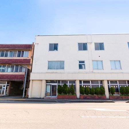 Tabist Business Hotel Chitose Kashiwazaki Buitenkant foto