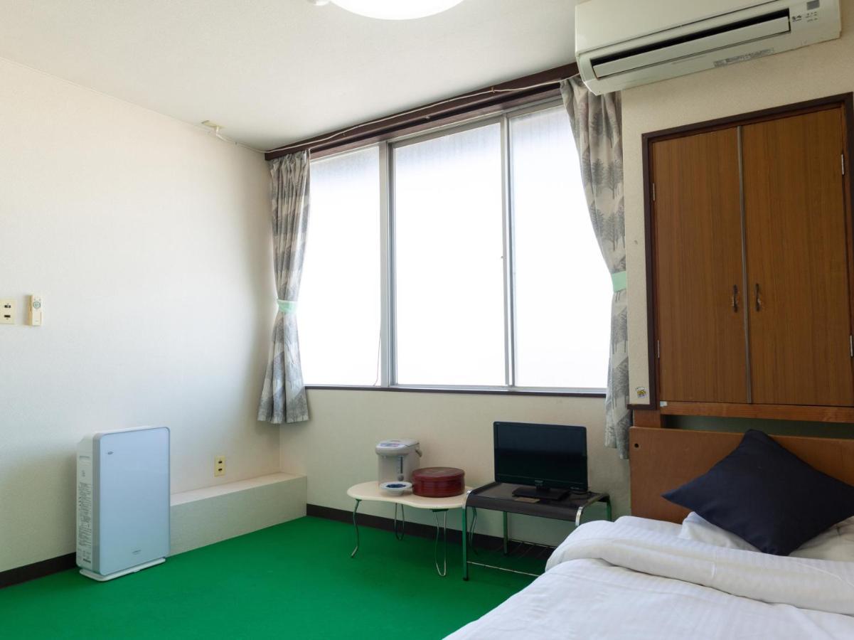 Tabist Business Hotel Chitose Kashiwazaki Buitenkant foto