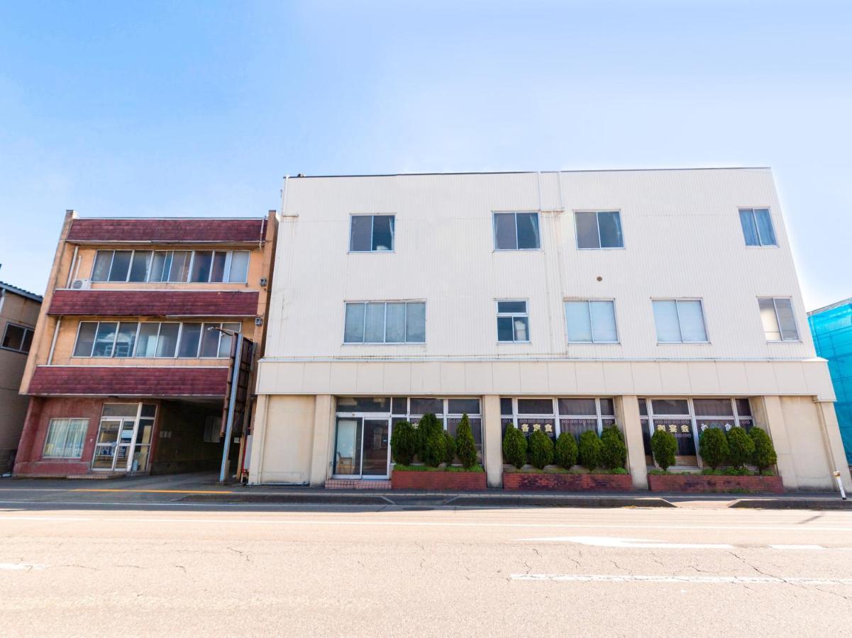 Tabist Business Hotel Chitose Kashiwazaki Buitenkant foto